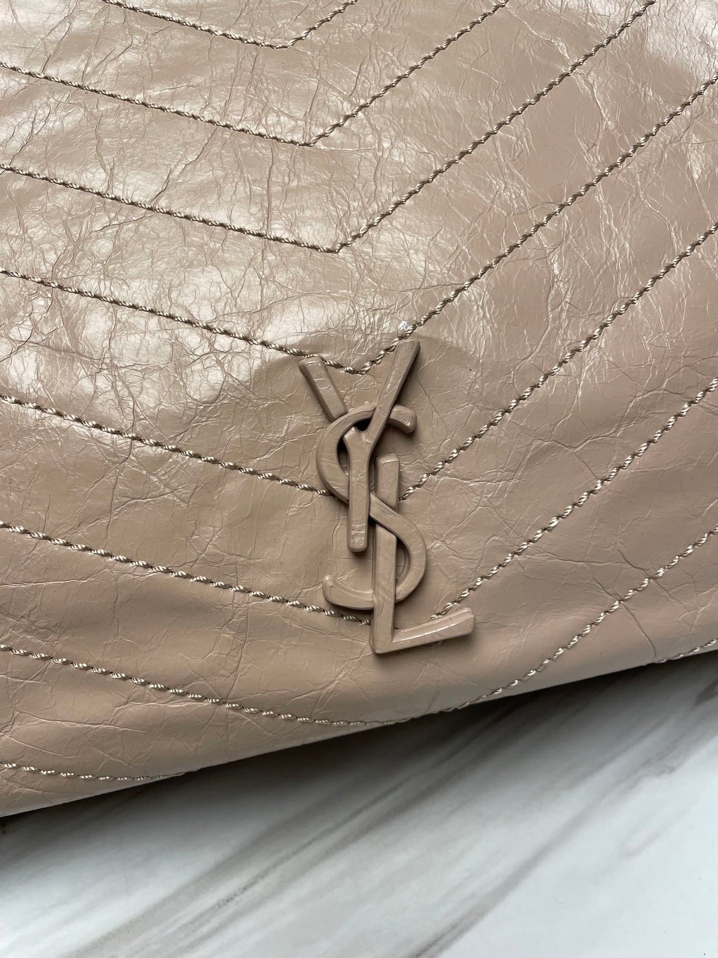Saint Laurent Niki Medium Shoulder Bag in Crinkled Vintage Leather - Beige