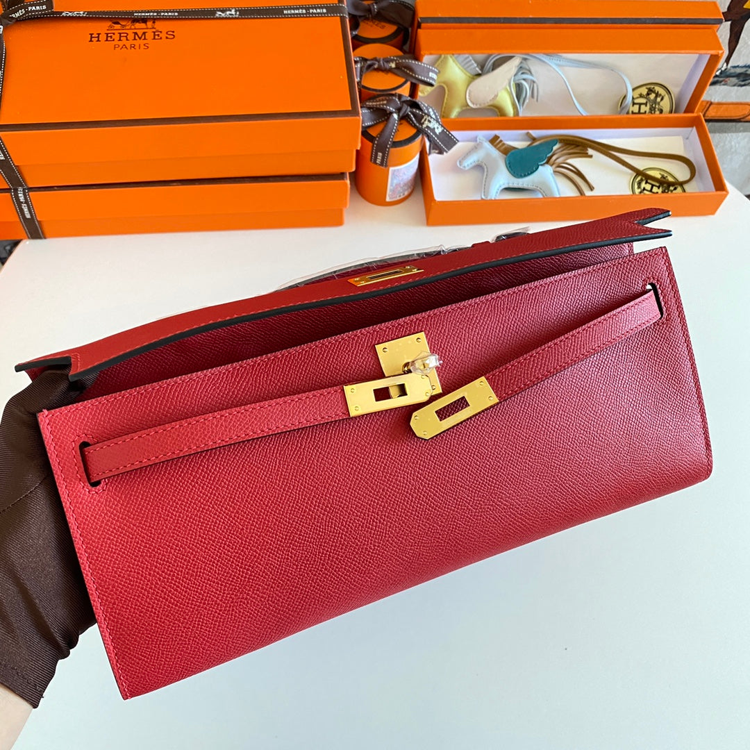 Hermès Kelly Cut Clutch Bag in Red Leather and Beige Fabric with Gold Hardware