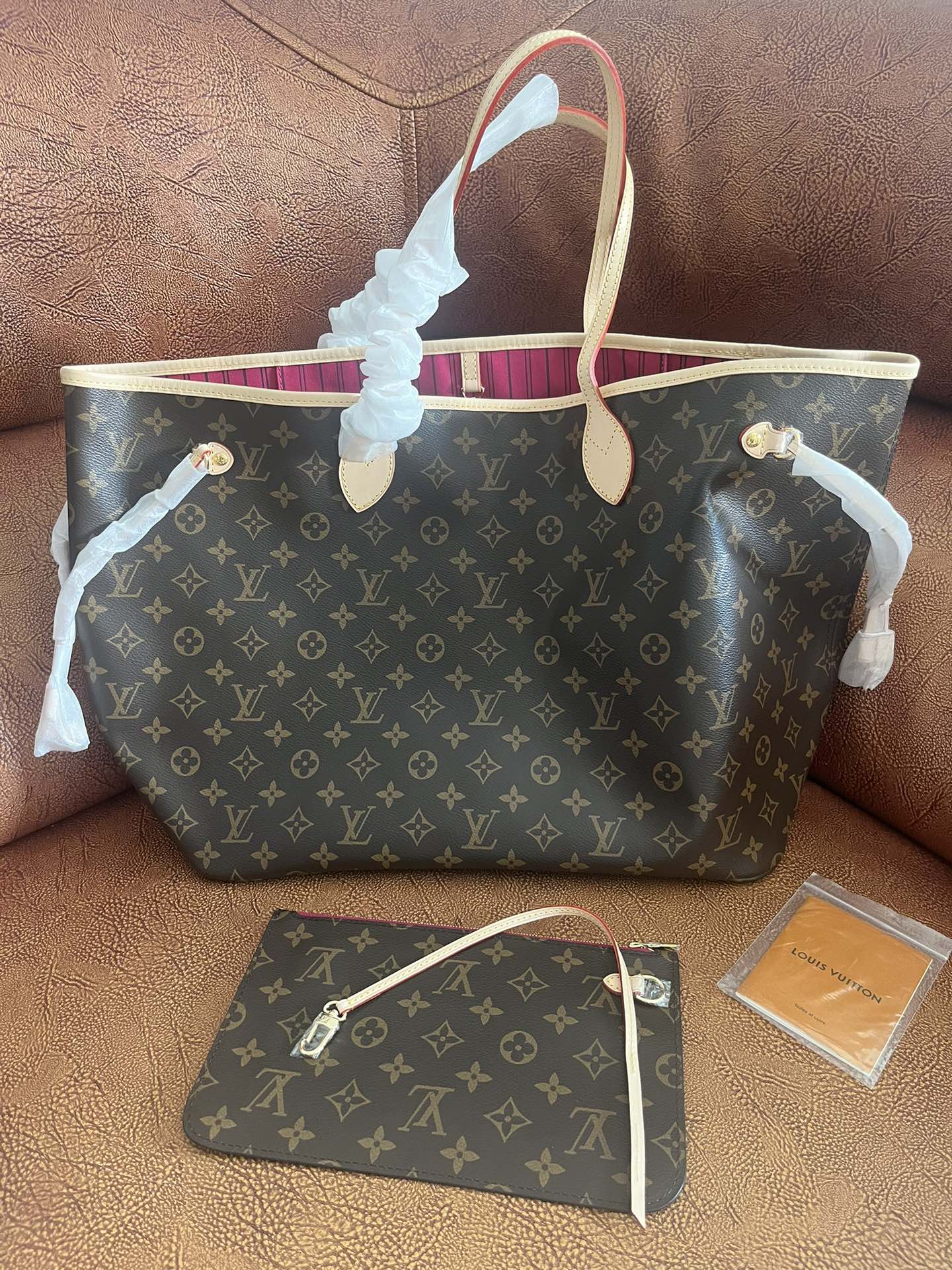 Louis Vuitton Neverfull MM Monogram Canvas Tote Bag with Rose Ballerine Interior