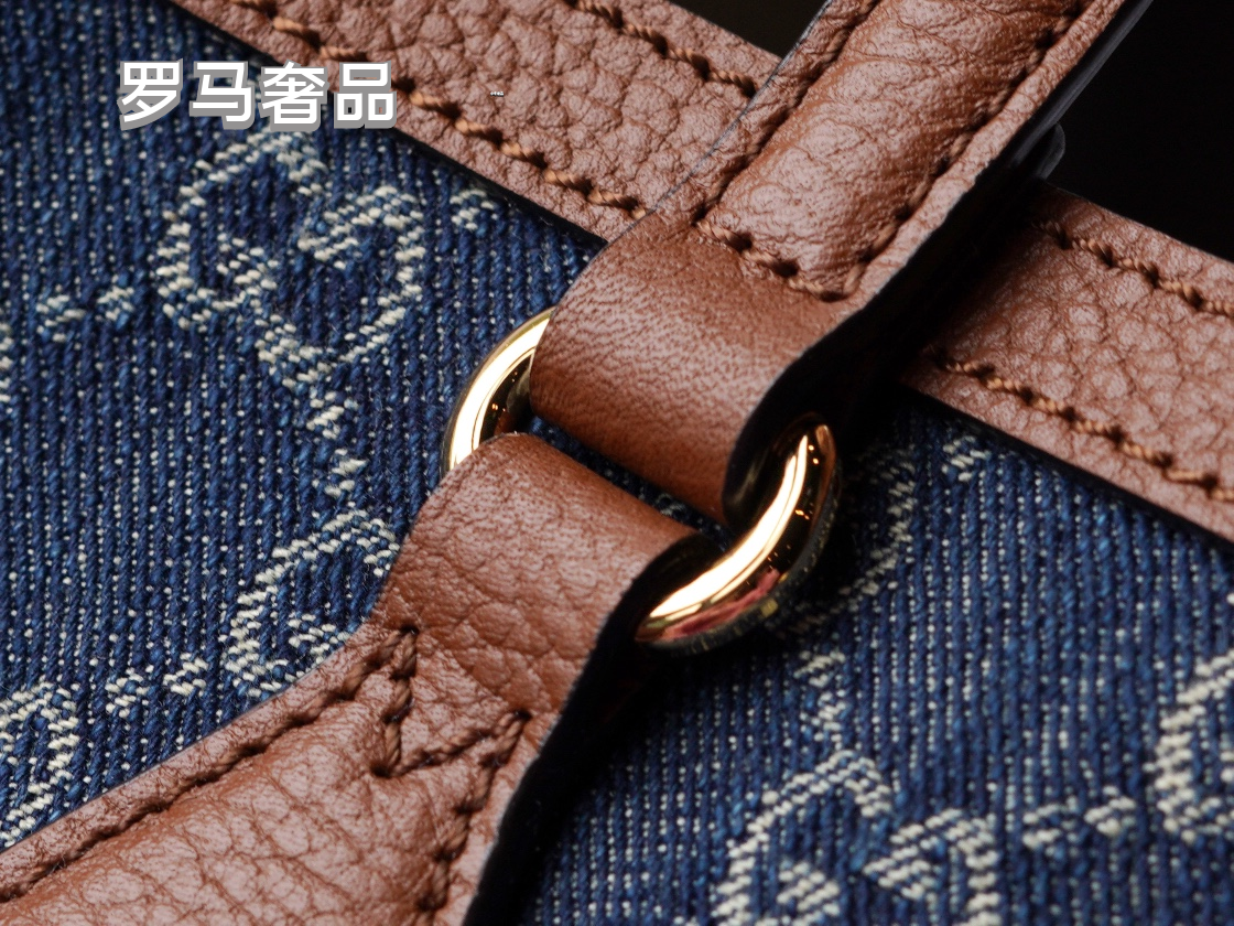 Gucci Vintage Monogram Canvas Shoulder Tote Bag with Brown Leather Trim